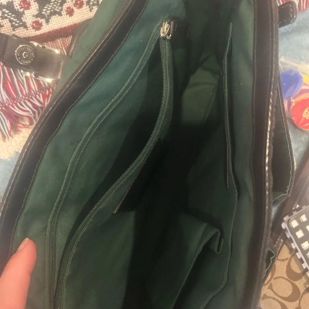 Coach Signature Black Men's Messenger Bag - Picture 4 of 10